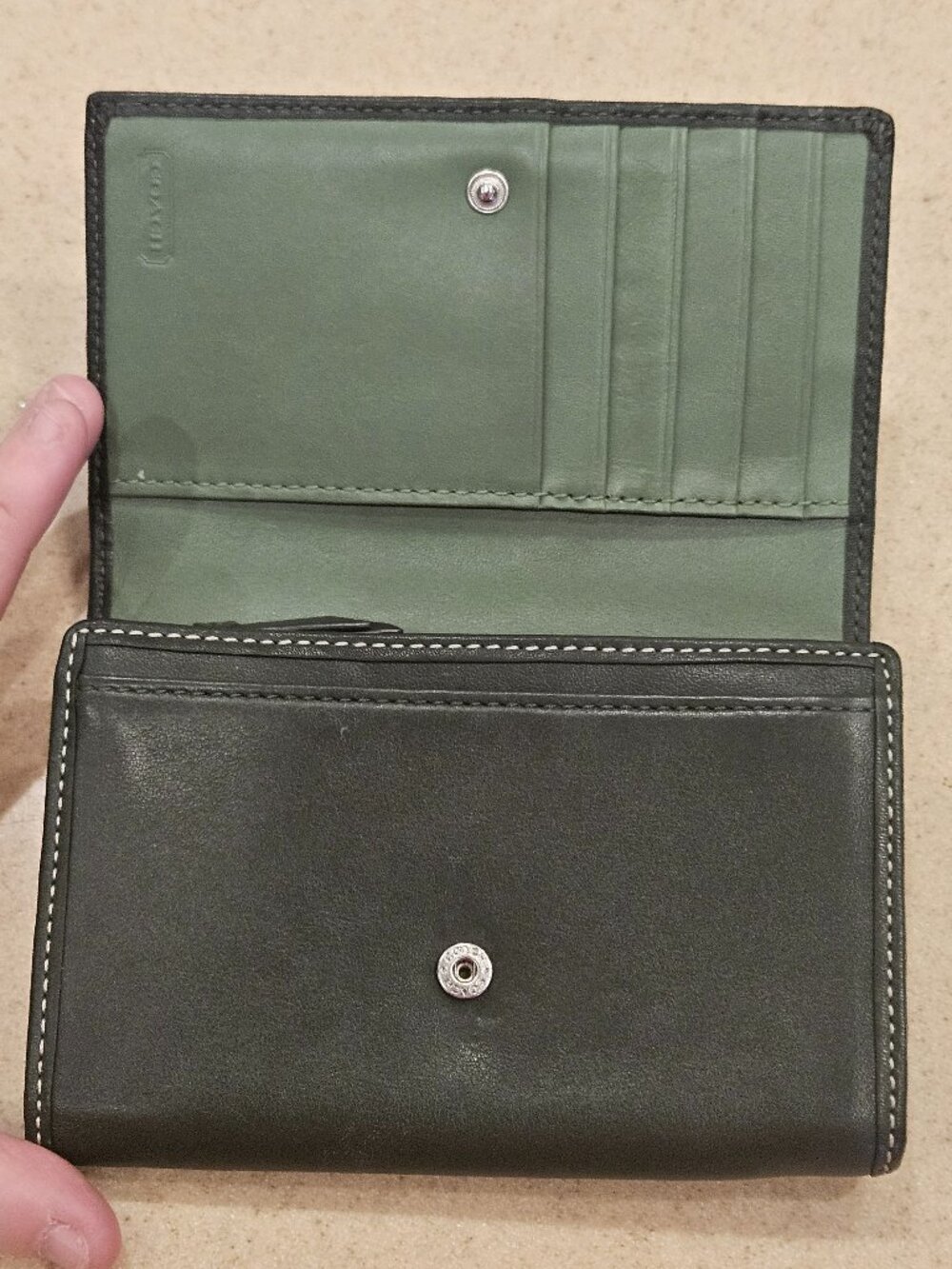 RARE VINTAGE LIMITED EDITION COACH GREEN SOHO LEATHER WALLET BILLFOLD ZIP COIN - Picture 8 of 14